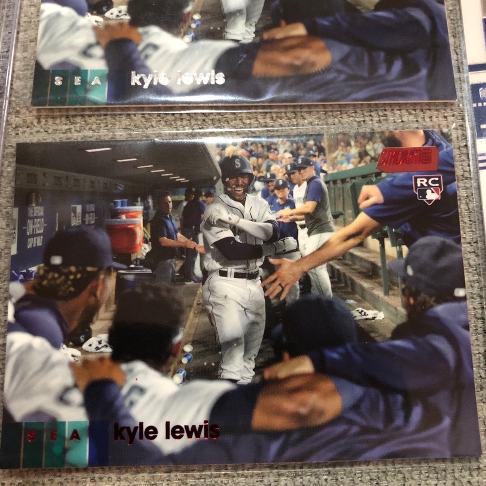 Kyle Lewis Rookie Card Lot - Picture 2 of 9